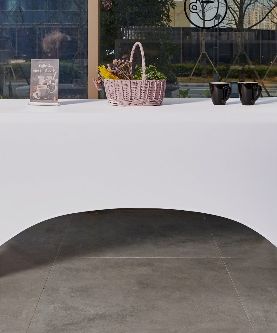 Stretch Fitted Tablecloth
