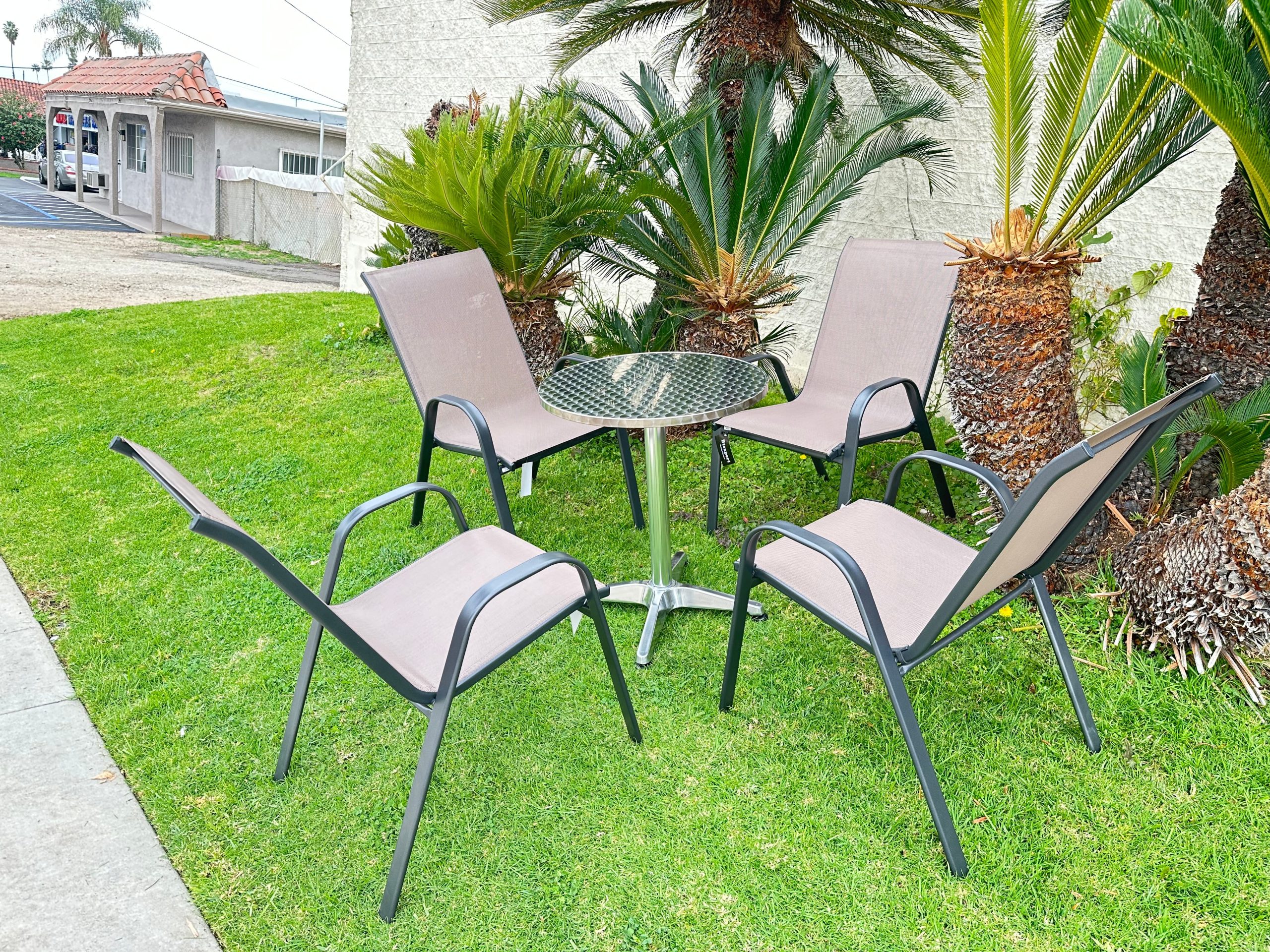 Outdoor Patio Furniture Set with 4 Chairs and 1 Table - Image 3