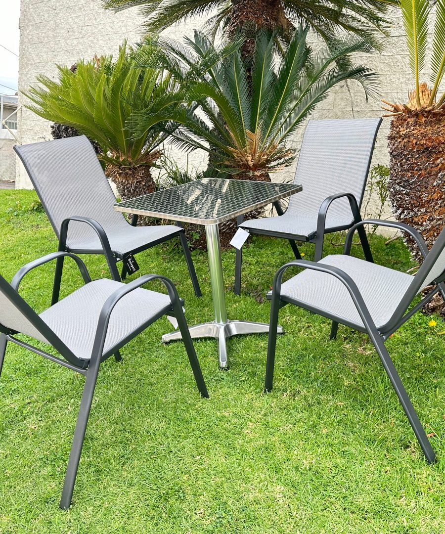 Outdoor Patio Chair and Table Set