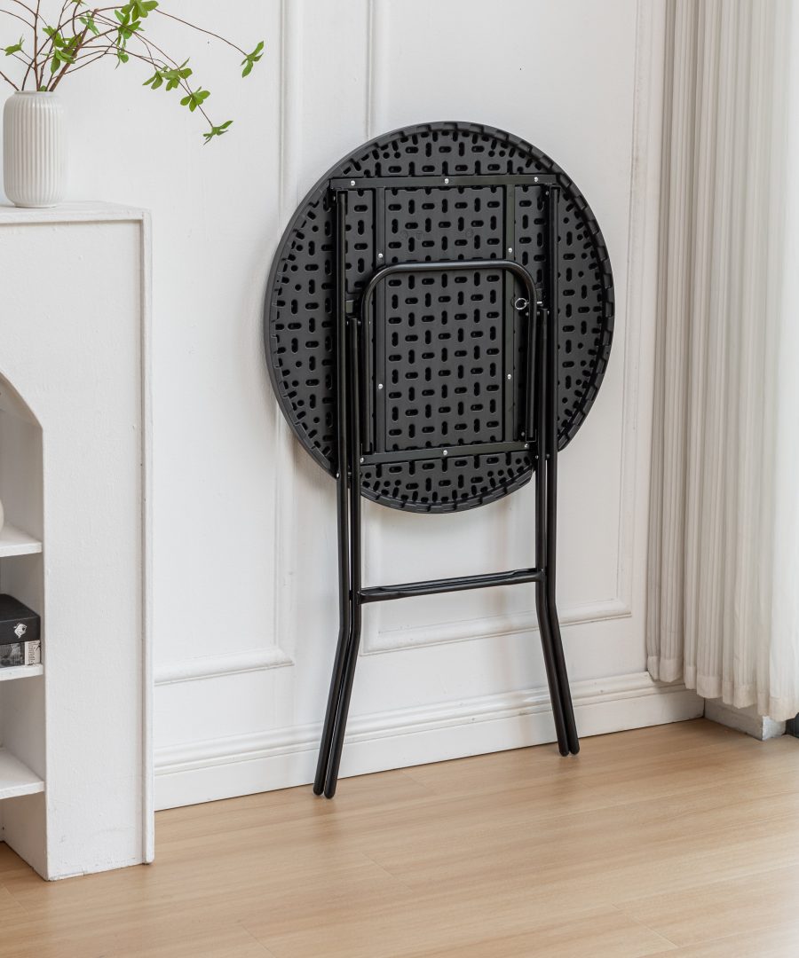 Folding Round Indoor Table