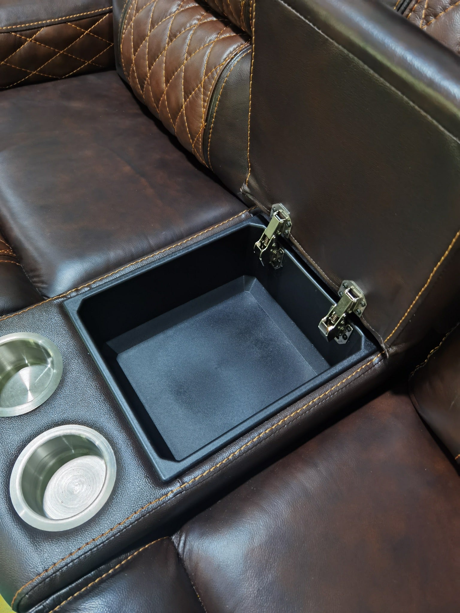 Premium Power Motion Reclining Loveseat